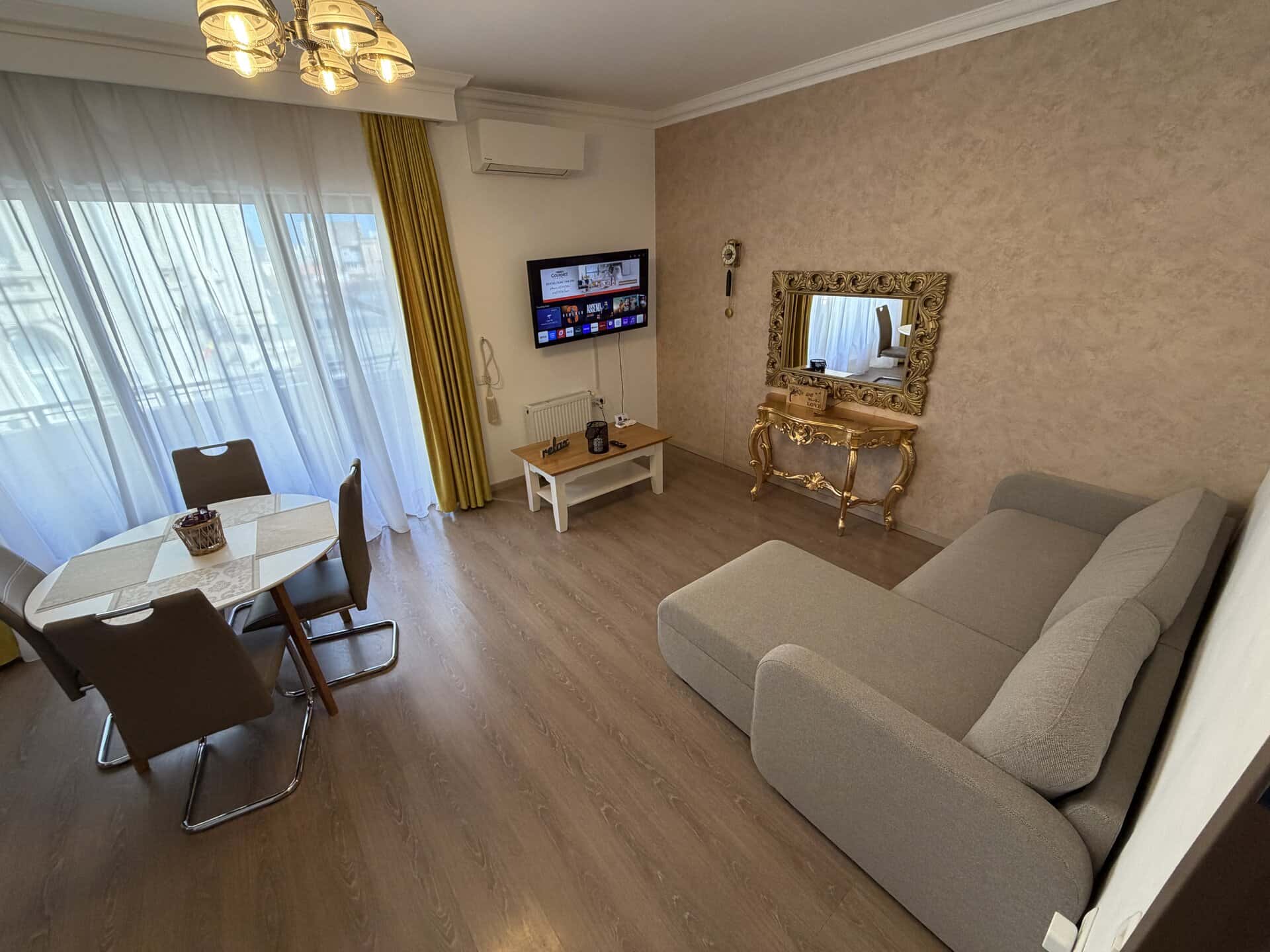 Apartamentul 5 - Casa Goldring